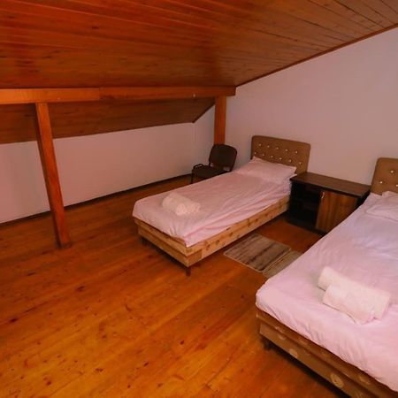 Wooden_Room_Hostel Jereván Kültér fotó